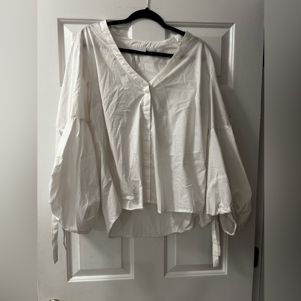 Puffy sleeve white blouse